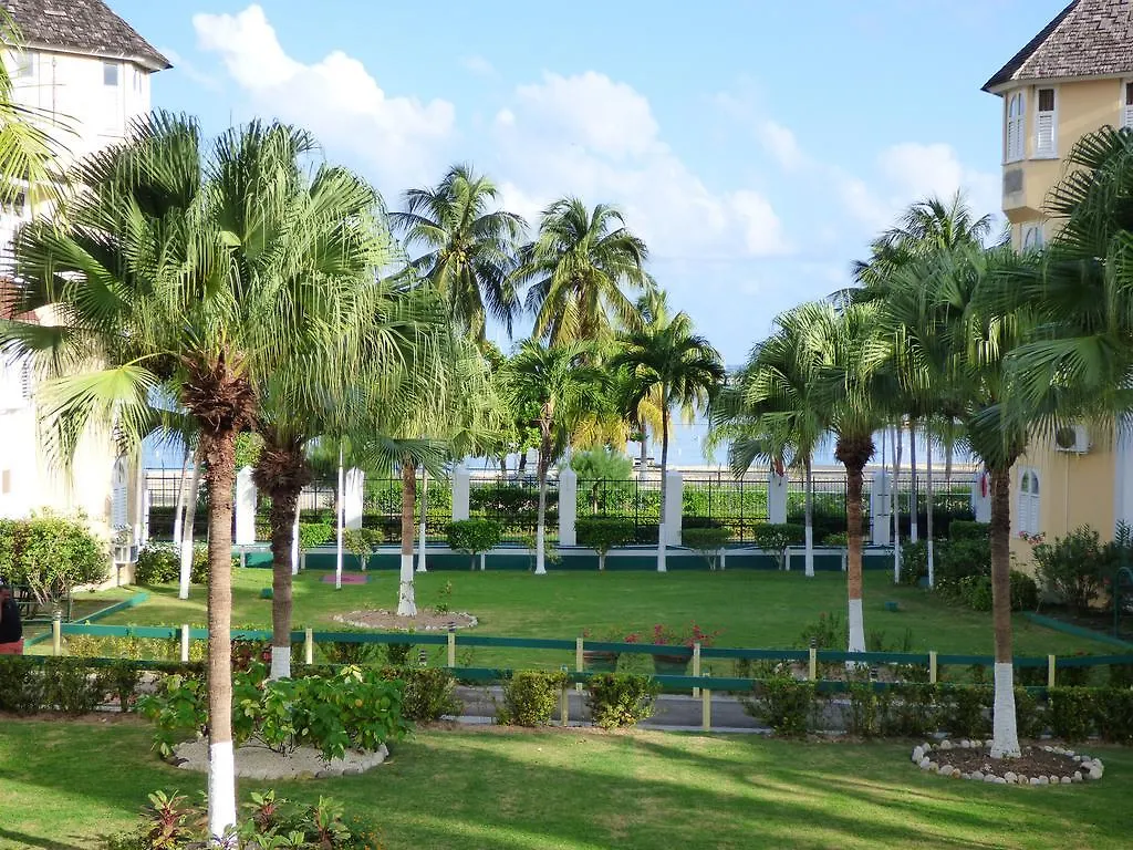 Beach Studio 18 Ocho Rios